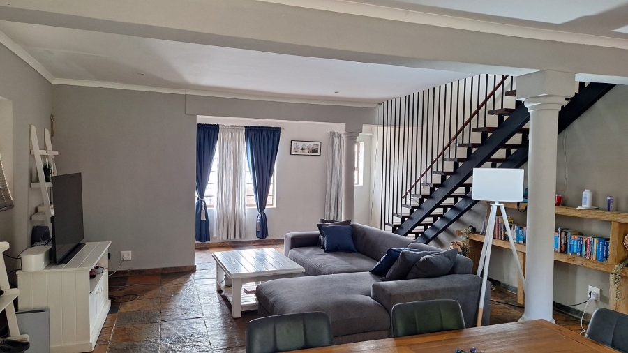 4 Bedroom Property for Sale in Humerail Eastern Cape